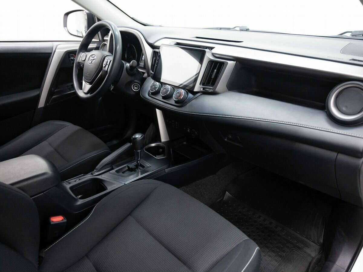 Купить Toyota RAV4, 2017, 67 000 км, фото №14
