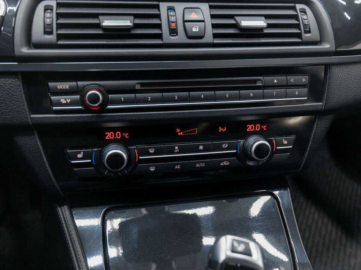 Купить BMW 5 серии 520i, 2013, 196 000 км, фото №22