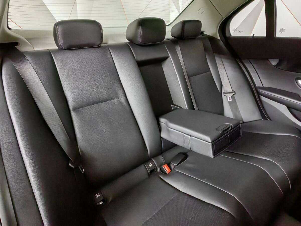 Купить Mercedes-Benz C-Класс 180 9G-TRONIC, 2017, 80 121 км, фото №13