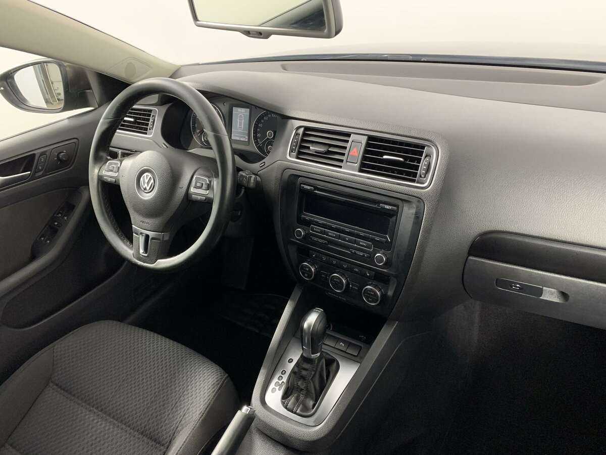 Купить Volkswagen Jetta, 2013, 222 783 км, фото №9