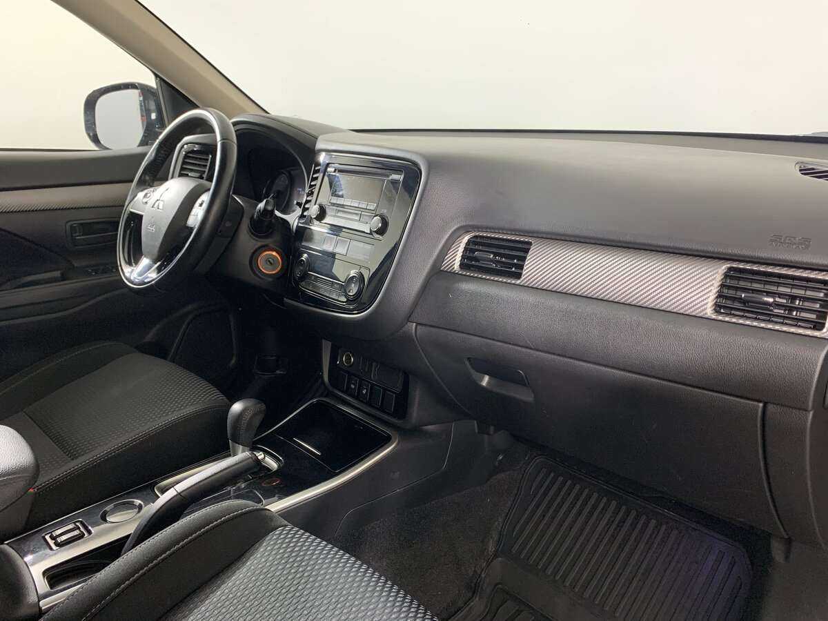Купить Mitsubishi Outlander, 2018, 167 372 км, фото №12