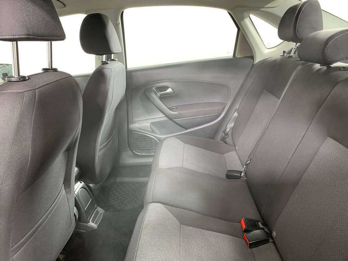 Купить Volkswagen Polo, 2015, 128 934 км, фото №16
