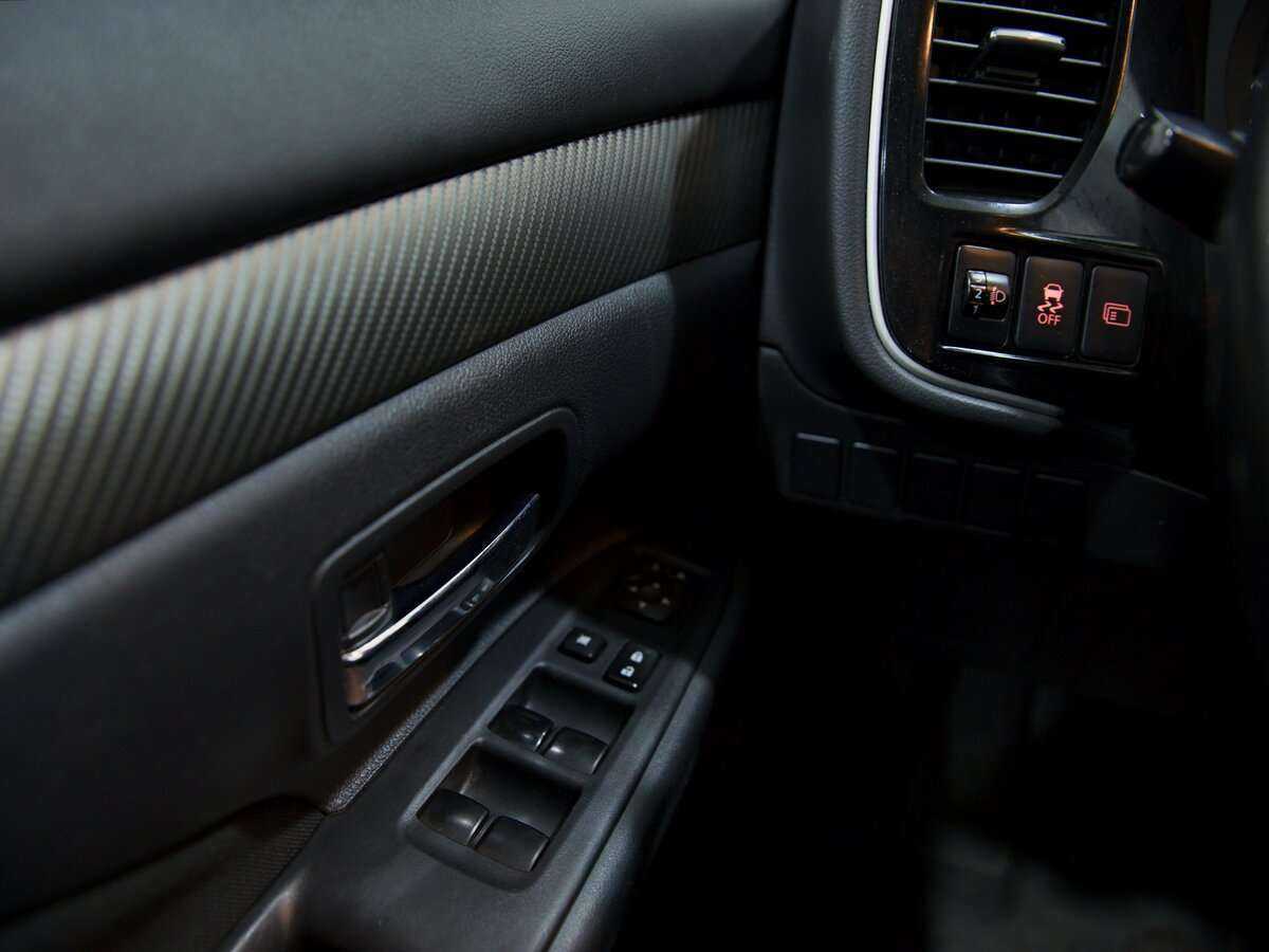 Купить Mitsubishi Outlander, 2013, 200 551 км, фото №10