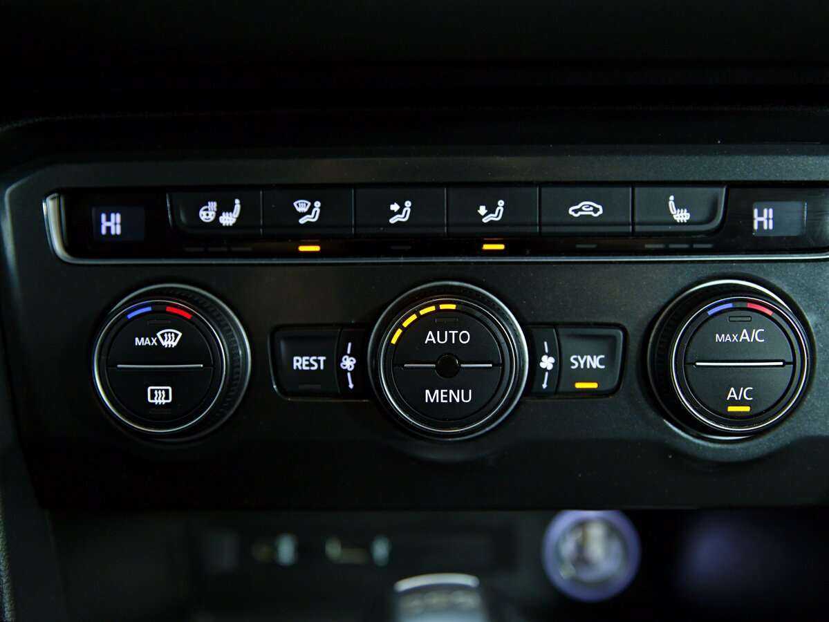 Купить Volkswagen Tiguan, 2017, 85 680 км, фото №16