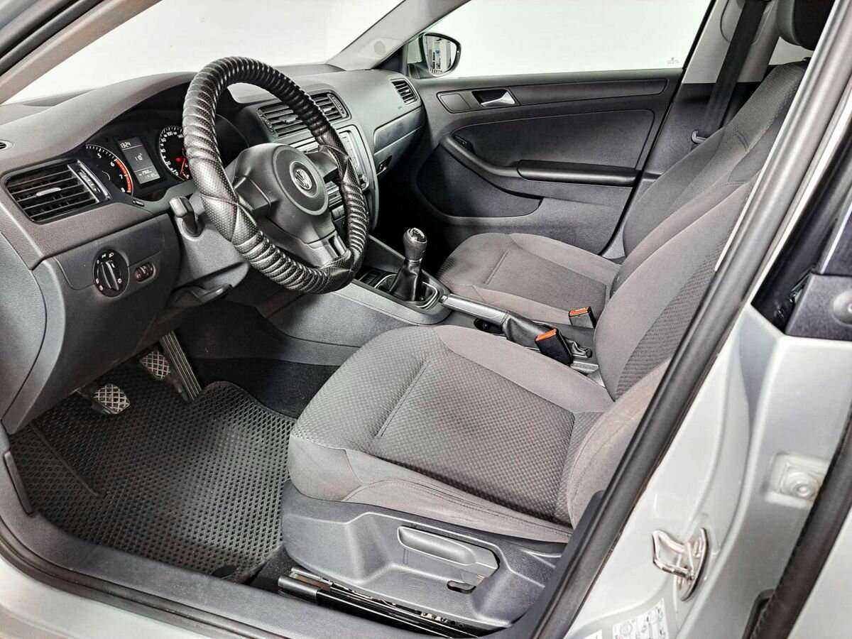 Купить Volkswagen Jetta, 2014, 114 188 км, фото №16