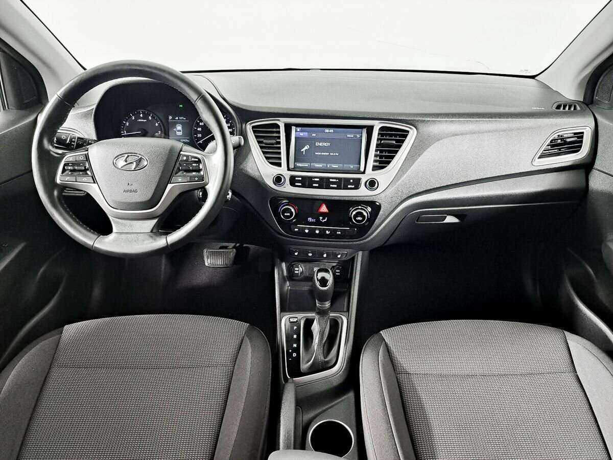 Купить Hyundai Solaris, 2019, 52 907 км, фото №12