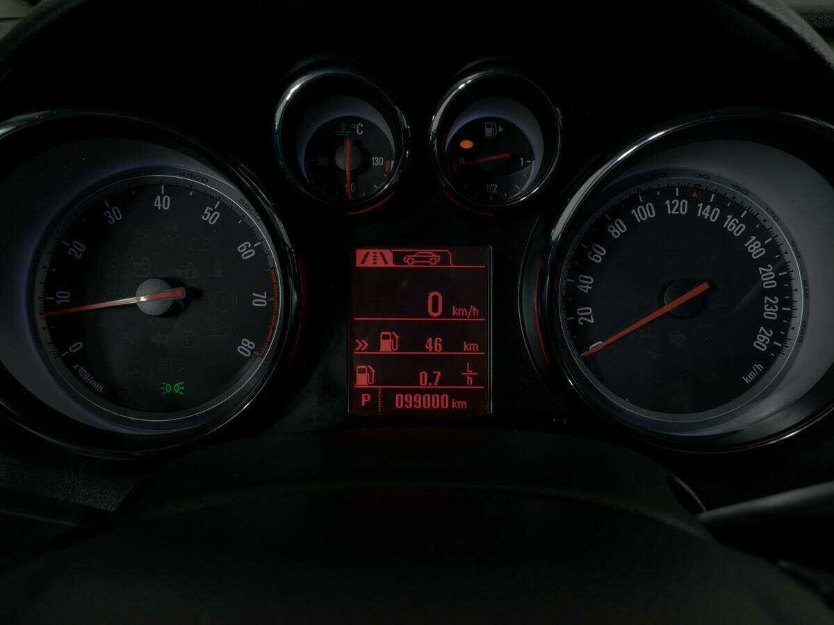 Купить Opel Astra GTC, 2013, 98 122 км, фото №13