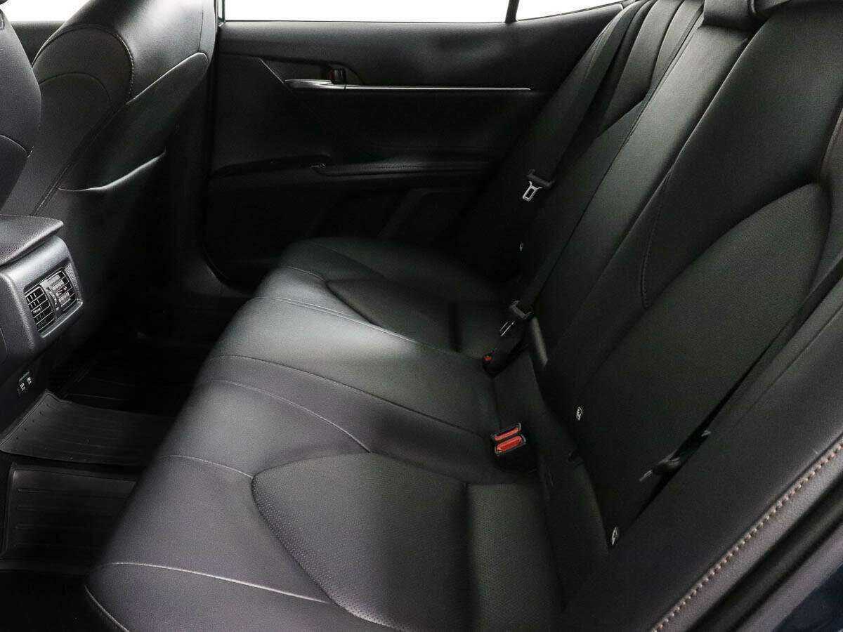 Купить Toyota Camry, 2019, 53 666 км, фото №8