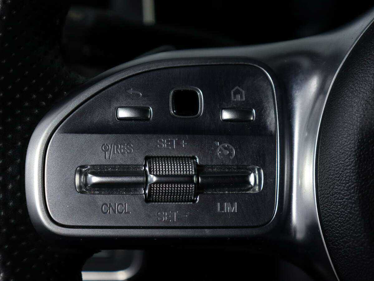 Купить Mercedes-Benz A-Класс 200, 2019, 60 000 км, фото №20