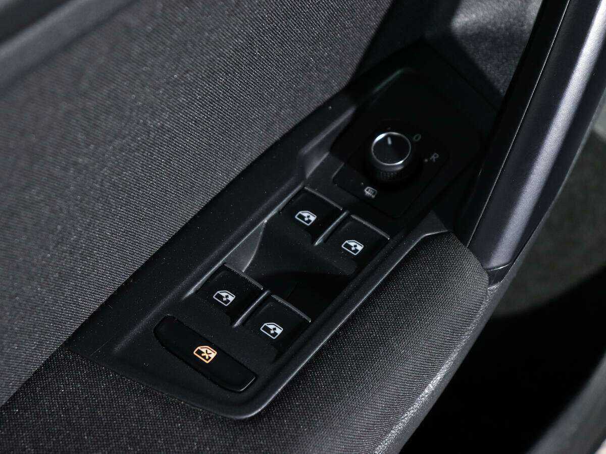 Купить Volkswagen Tiguan, 2017, 124 700 км, фото №14