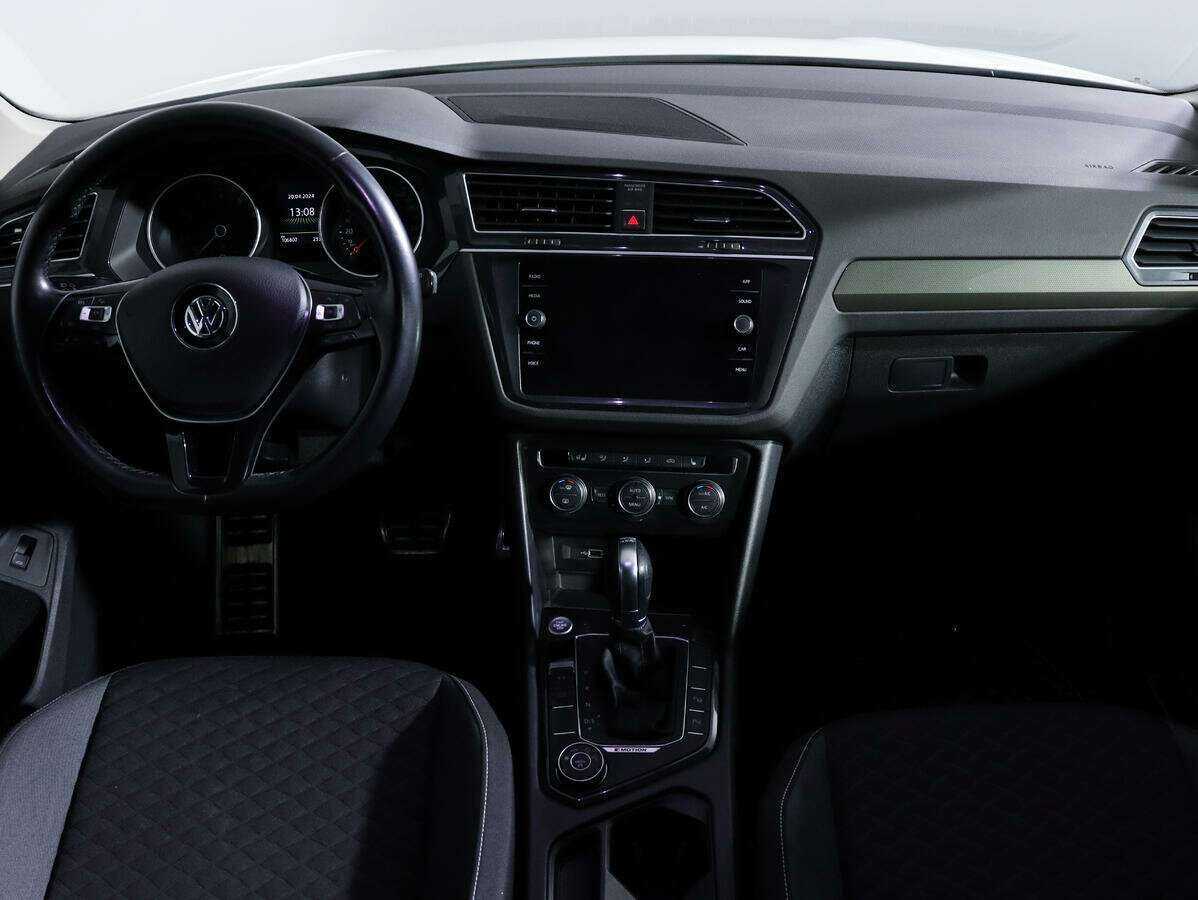 Купить Volkswagen Tiguan, 2018, 107 000 км, фото №11