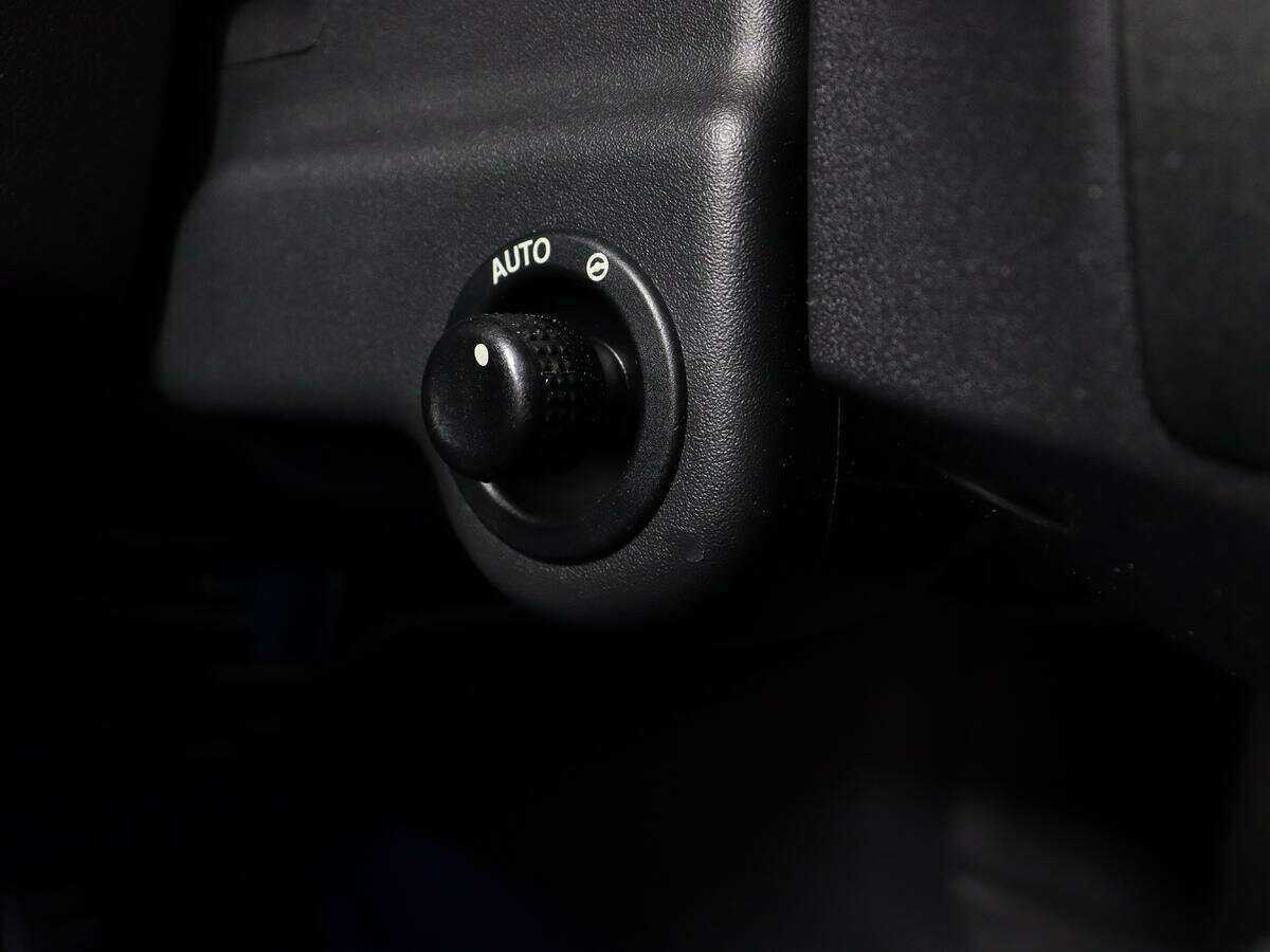 Купить Land Rover Discovery, 2013, 222 266 км, фото №21