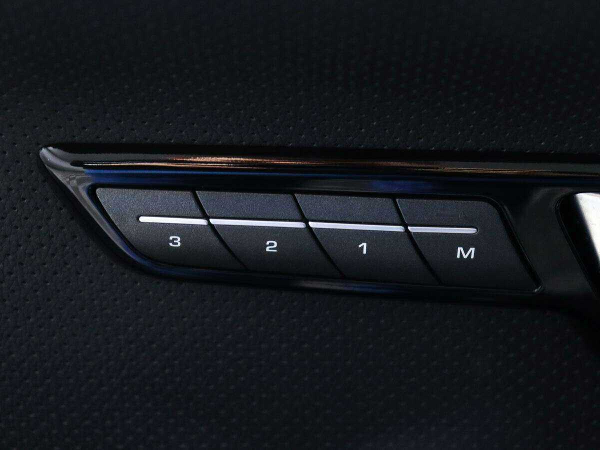 Купить Land Rover Range Rover Evoque 9-speed, 2015, 88 655 км, фото №19