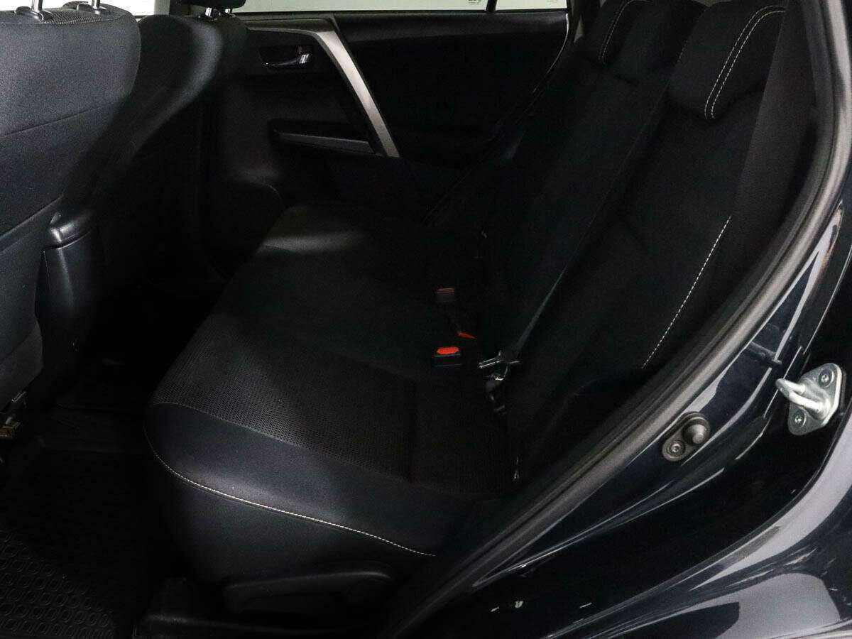 Купить Toyota RAV4, 2017, 95 100 км, фото №8