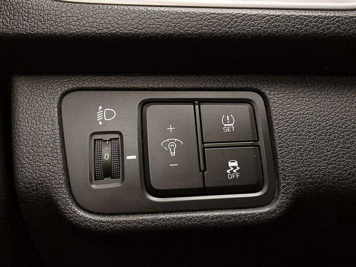 Купить Hyundai Solaris, 2020, 69 816 км, фото №13