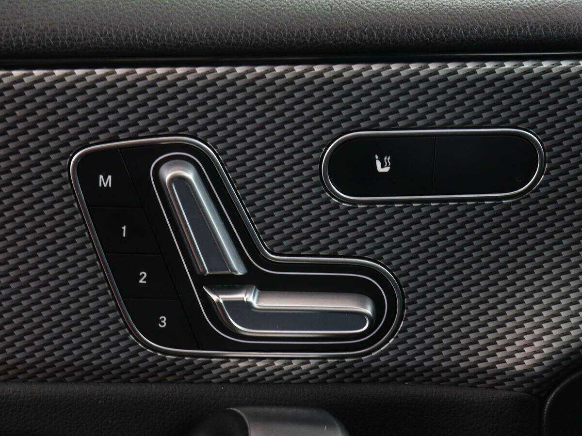 Купить Mercedes-Benz A-Класс 200, 2018, 44 273 км, фото №13