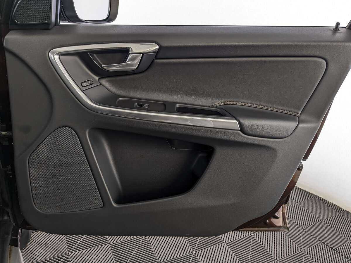 Купить Volvo XC60, 2015, 139 600 км, фото №21