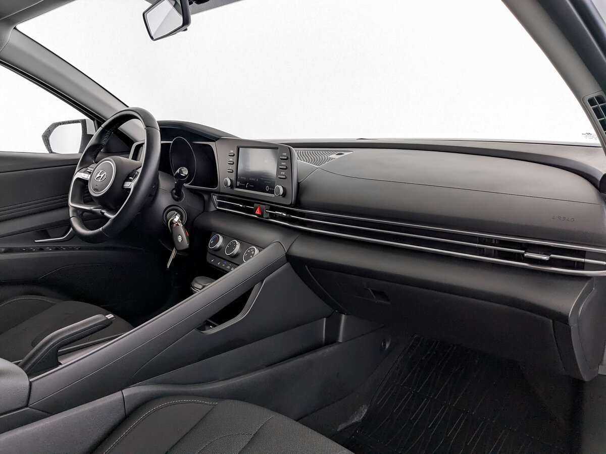 Купить Hyundai Elantra, 2022, 26 119 км, фото №11