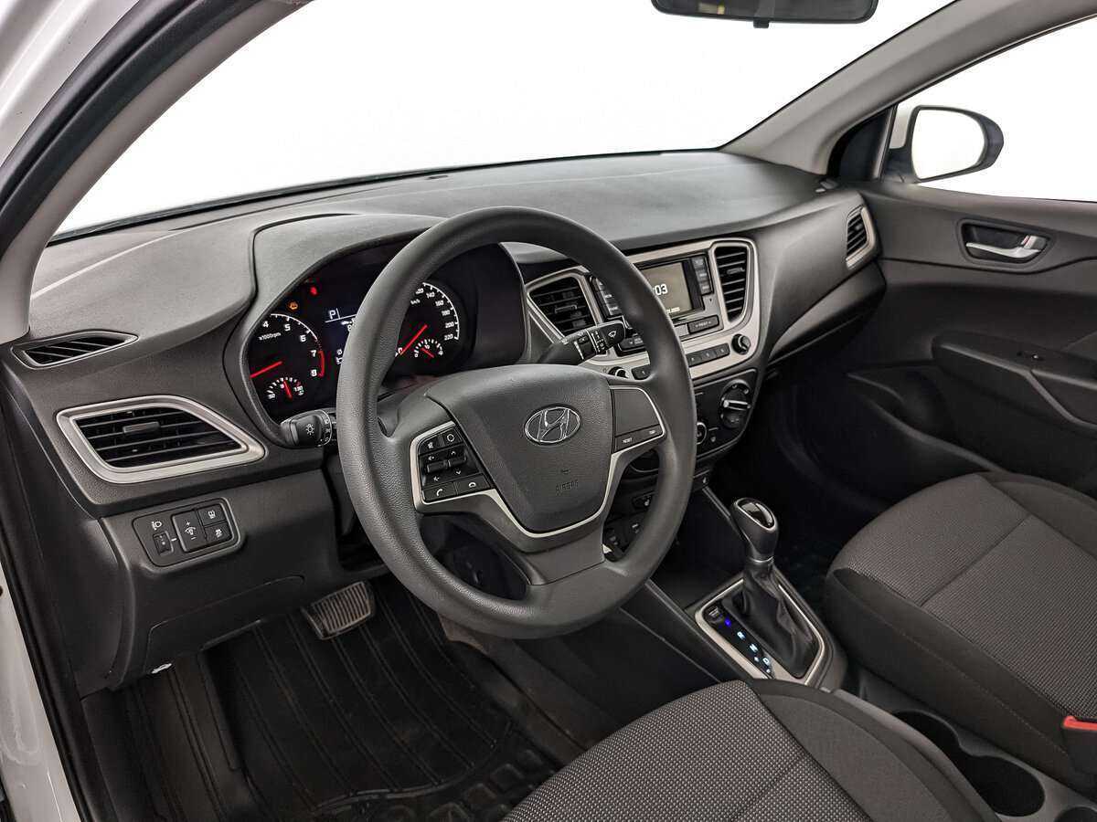 Купить Hyundai Solaris, 2022, 24 933 км, фото №11
