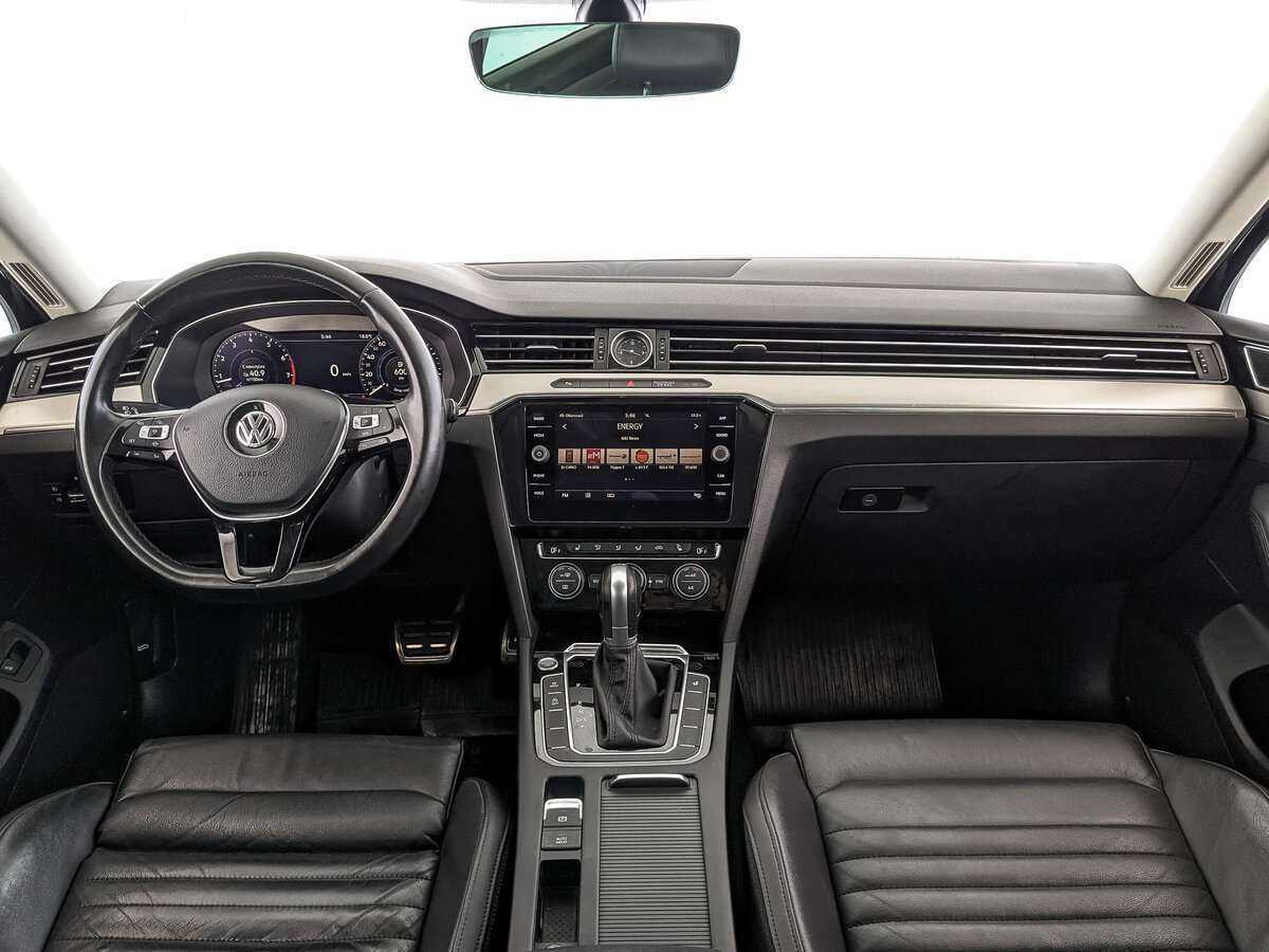 Купить Volkswagen Passat, 2019, 142 327 км, фото №10
