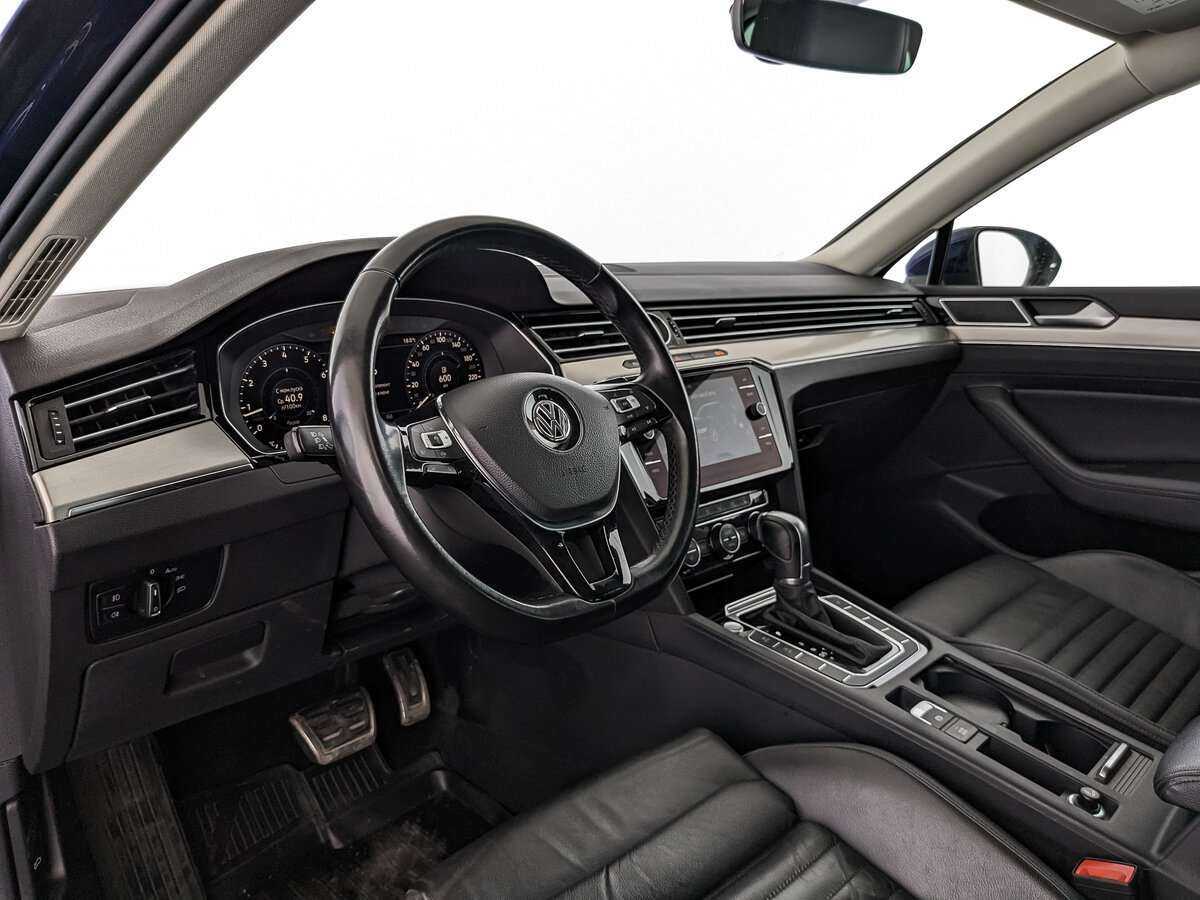 Купить Volkswagen Passat, 2019, 142 327 км, фото №11