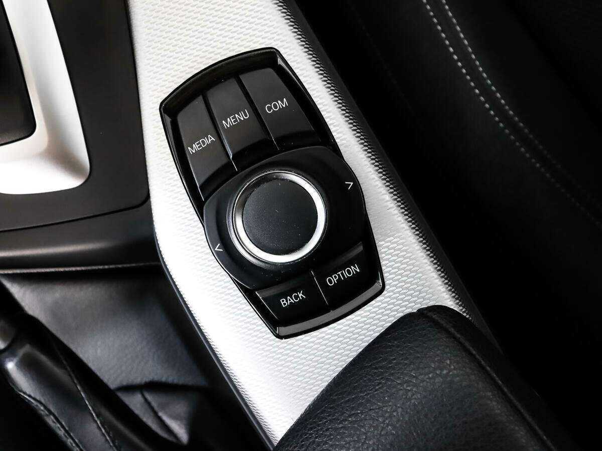 Купить BMW 1 серии 118i, 2019, 108 443 км, фото №9