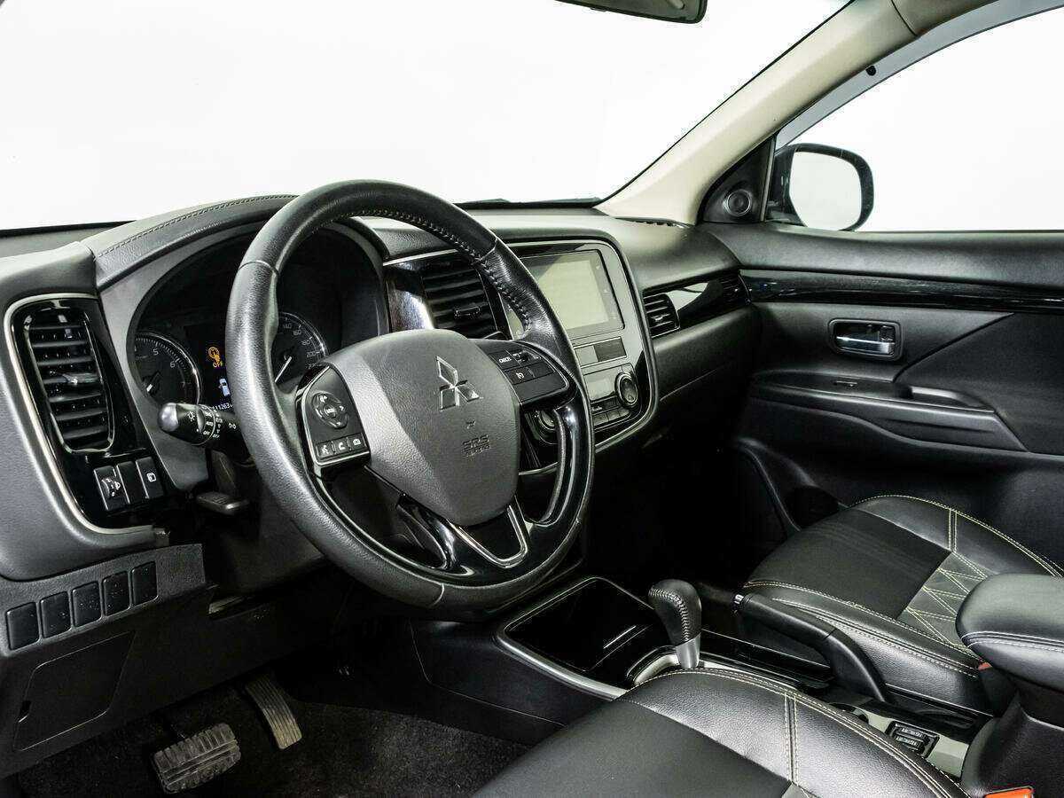 Купить Mitsubishi Outlander, 2019, 111 262 км, фото №9