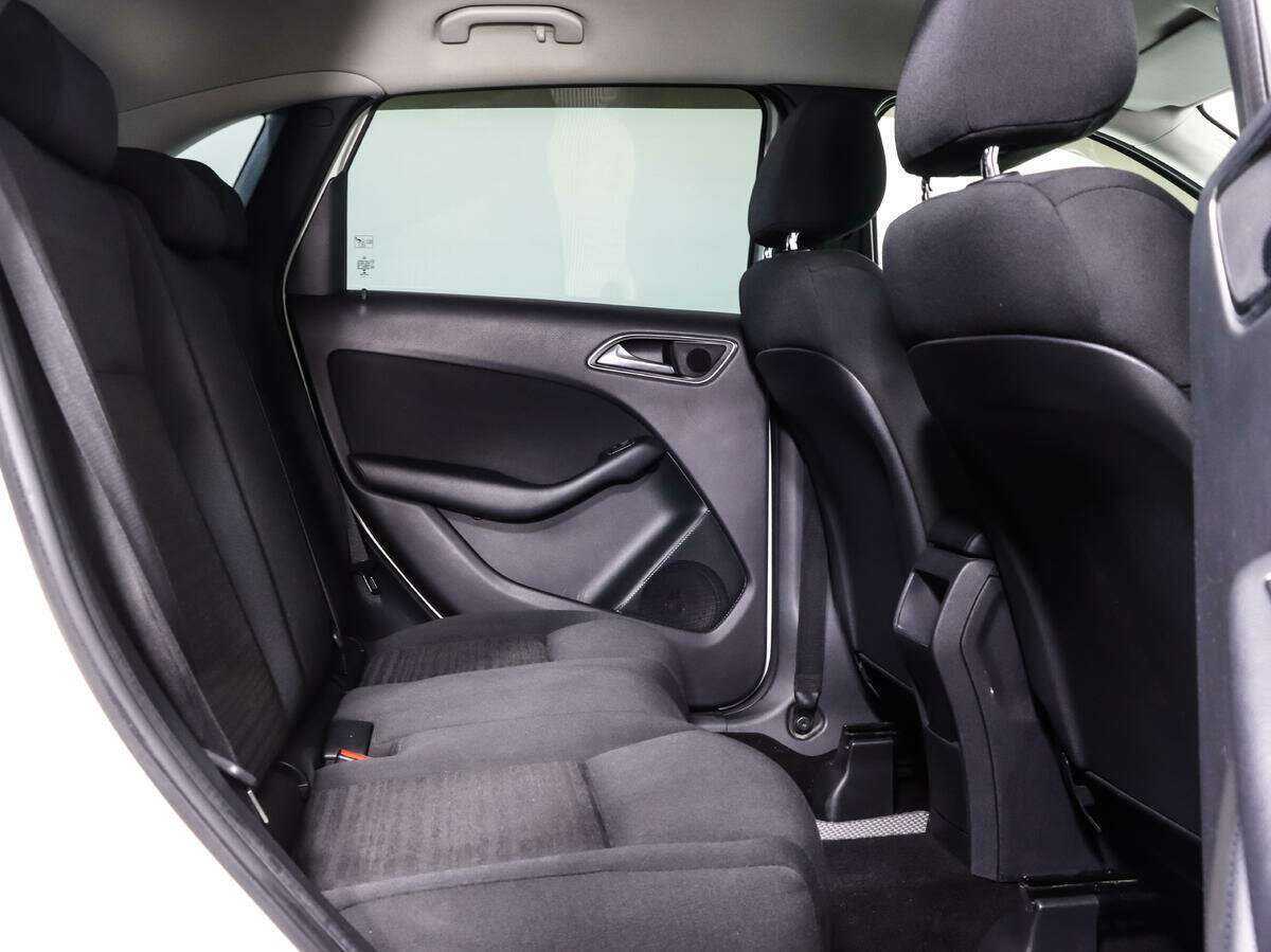 Купить Mercedes-Benz B-Класс 180, 2015, 120 326 км, фото №15