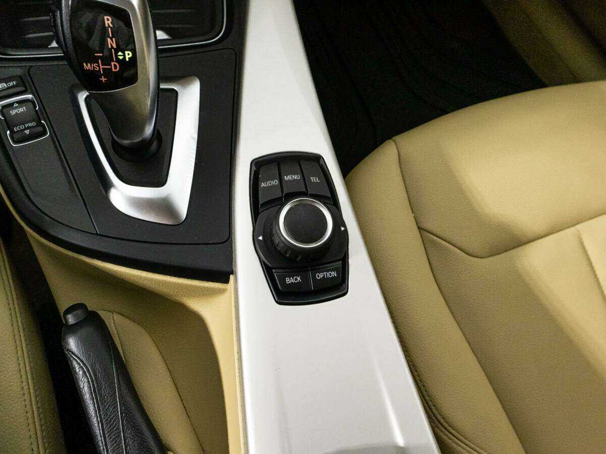 Купить BMW 3 серии 320i, 2014, 215 678 км, фото №15