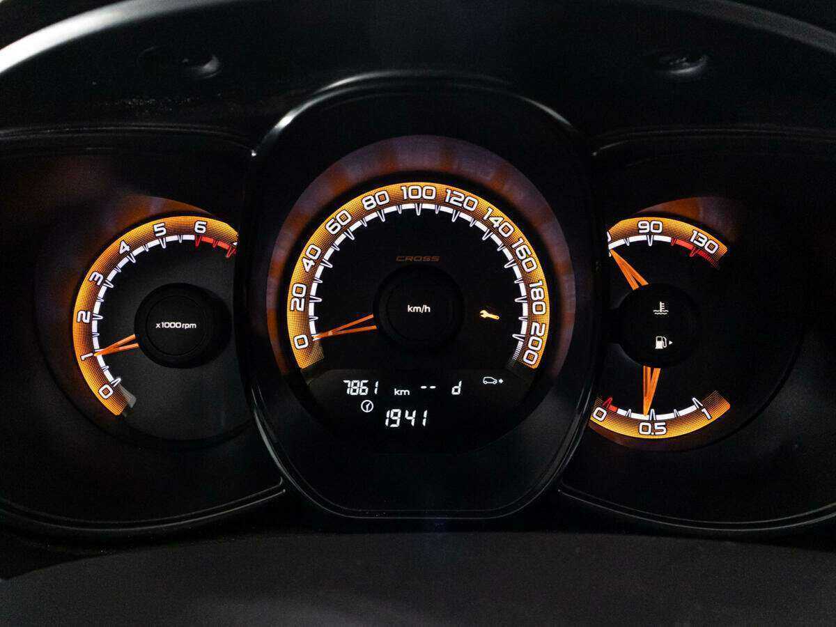 Купить Lada (ВАЗ) Vesta Cross, 2021, 7 856 км, фото №12