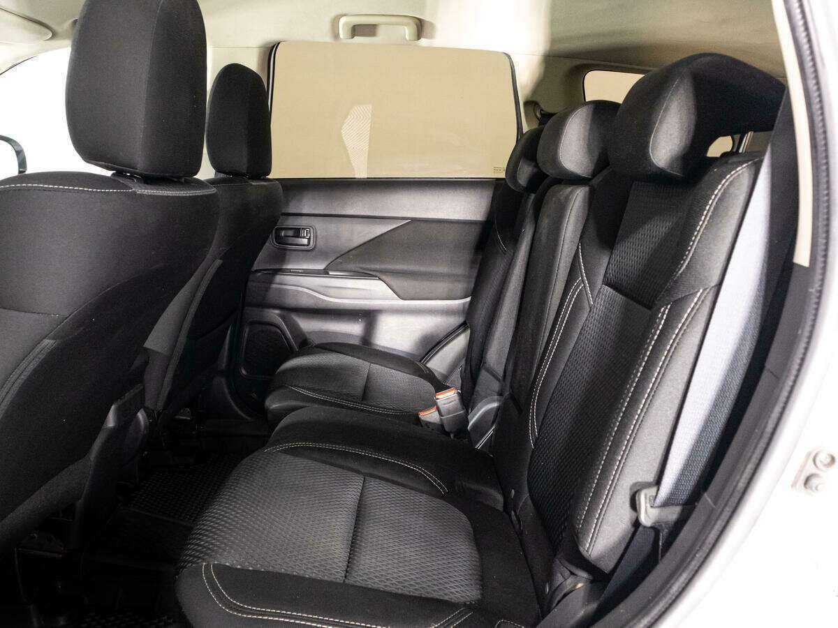 Купить Mitsubishi Outlander, 2020, 84 000 км, фото №10