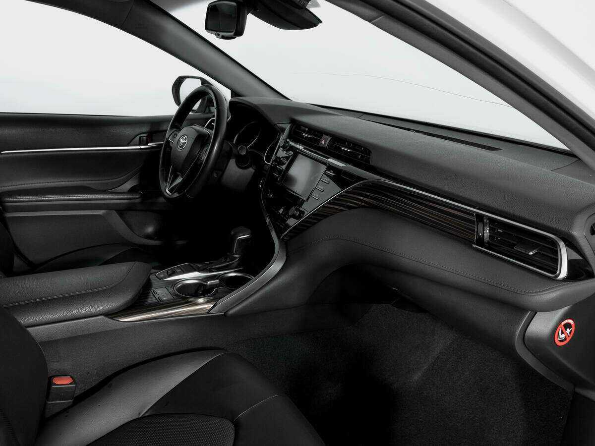 Купить Toyota Camry, 2019, 100 399 км, фото №9