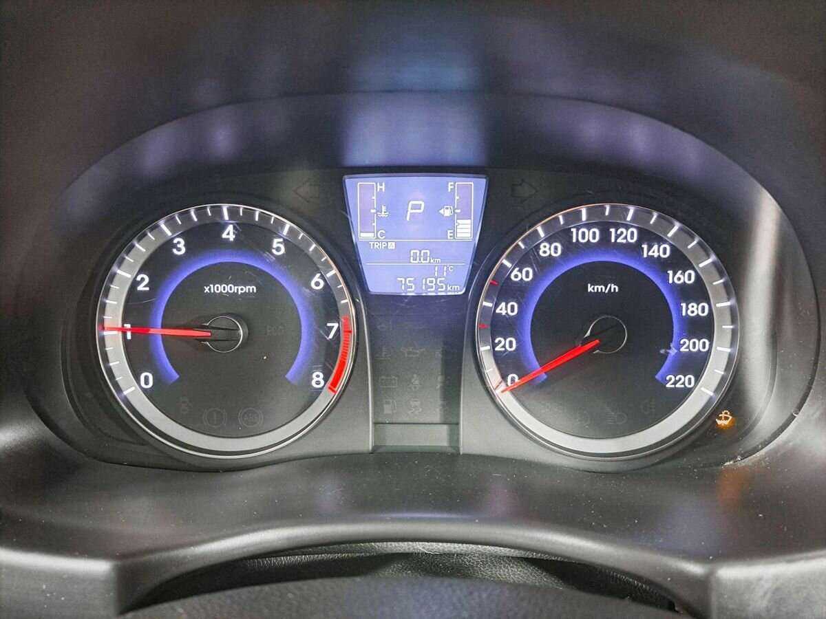 Купить Hyundai Solaris, 2016, 75 054 км, фото №11