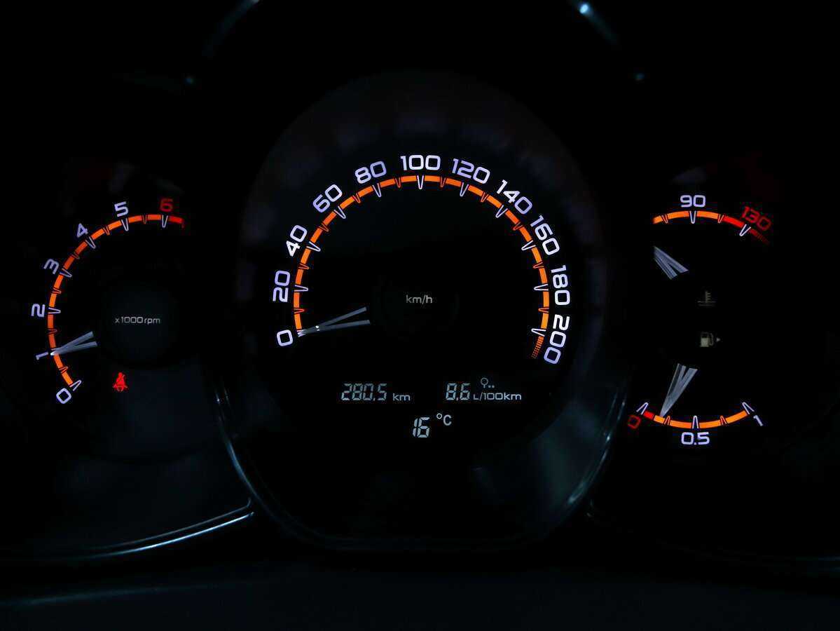 Купить Lada (ВАЗ) Vesta SW, 2020, 101 000 км, фото №13