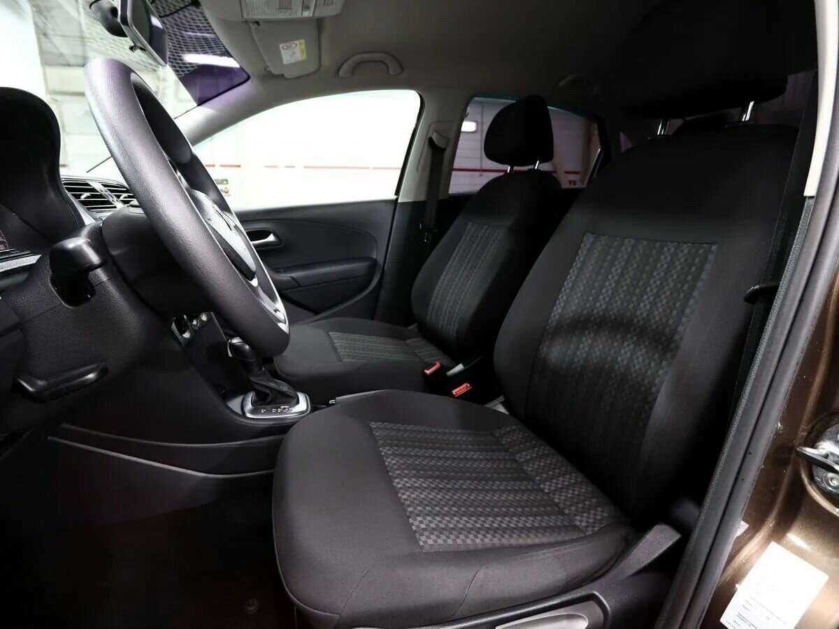 Купить Volkswagen Polo, 2018, 36 000 км, фото №9