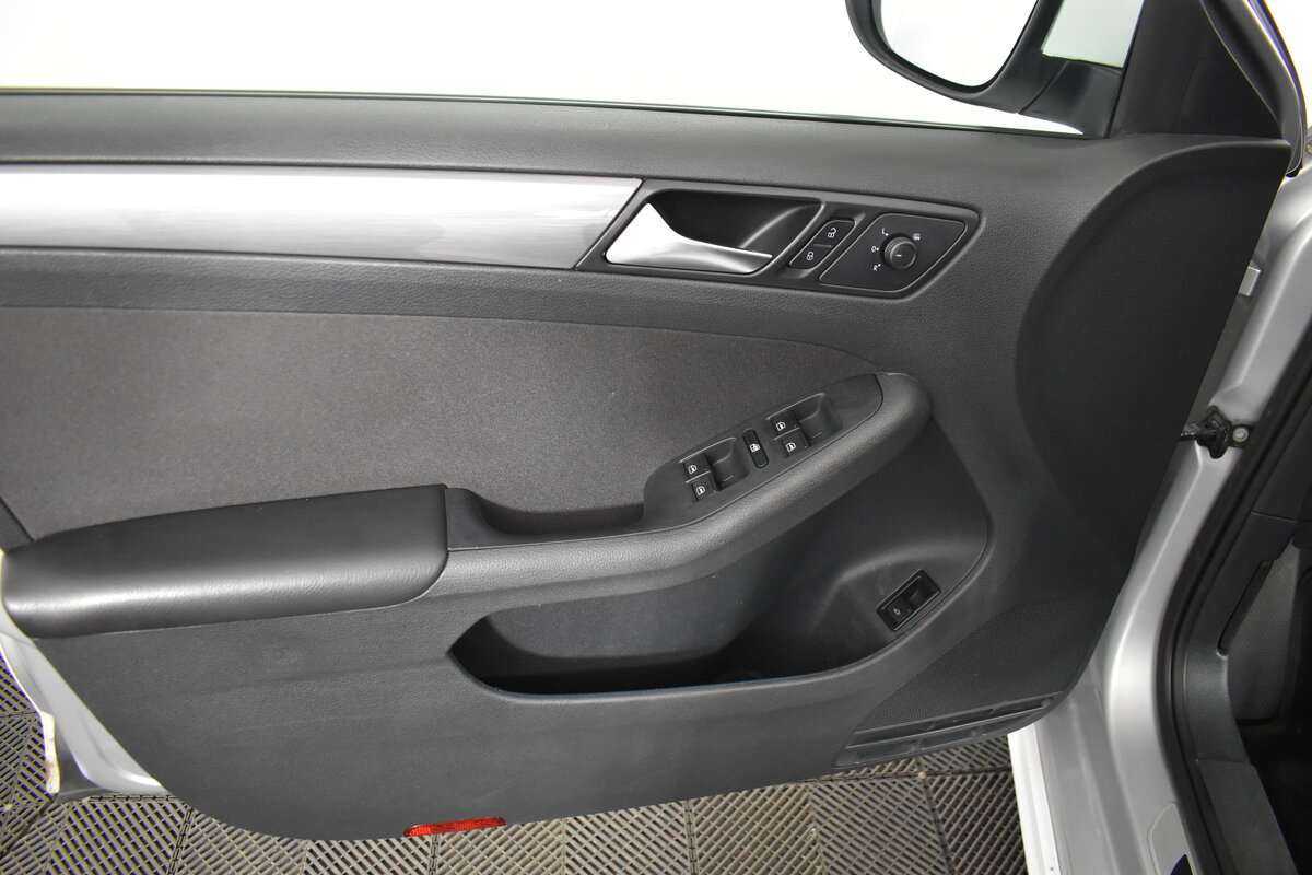 Купить Volkswagen Jetta, 2016, 183 000 км, фото №13