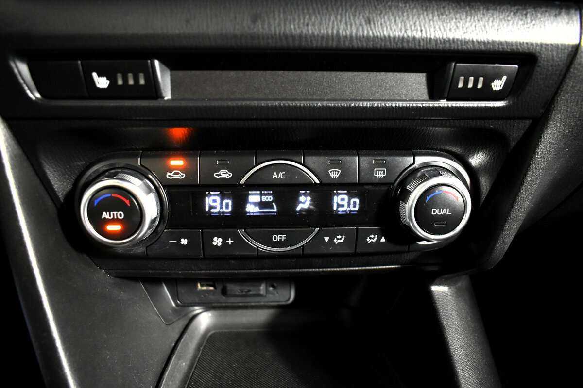 Купить Mazda 3, 2017, 86 276 км, фото №15