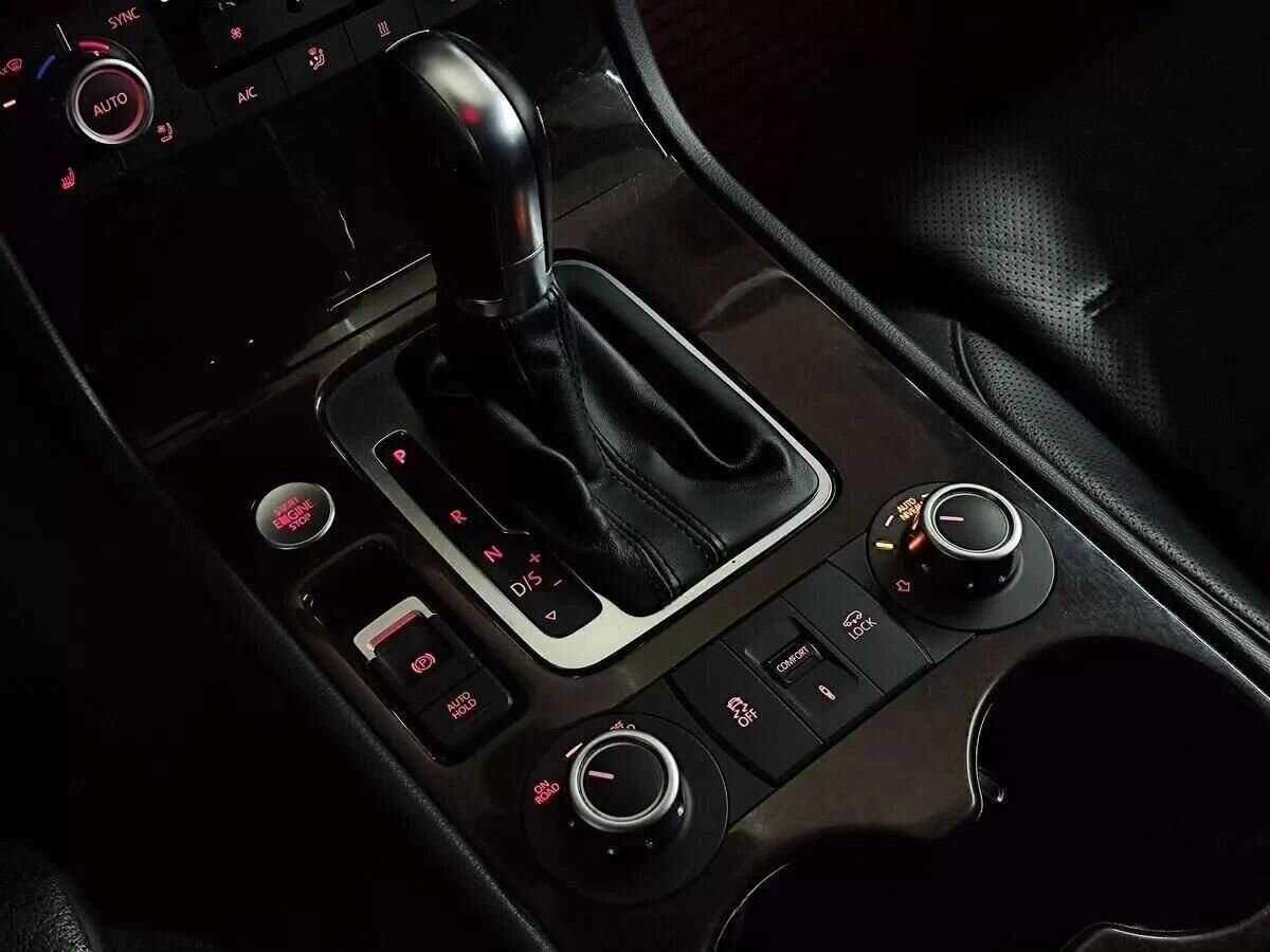 Купить Volkswagen Touareg, 2014, 176 954 км, фото №14