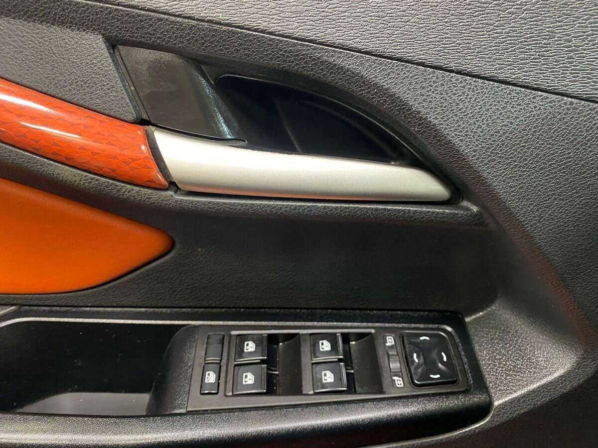 Купить Lada (ВАЗ) Vesta Cross, 2020, 89 347 км, фото №16