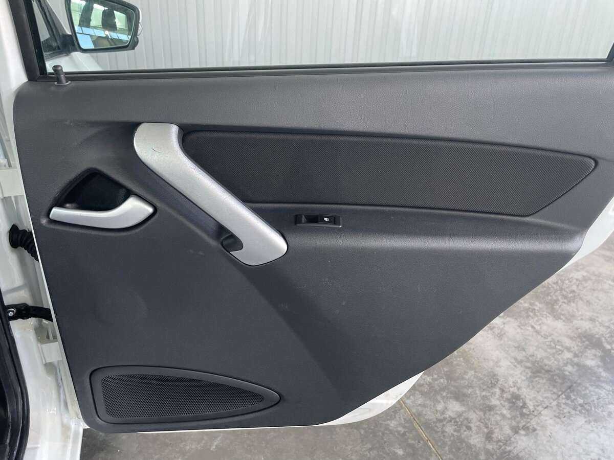 Купить Lada (ВАЗ) Granta, 2016, 57 036 км, фото №20