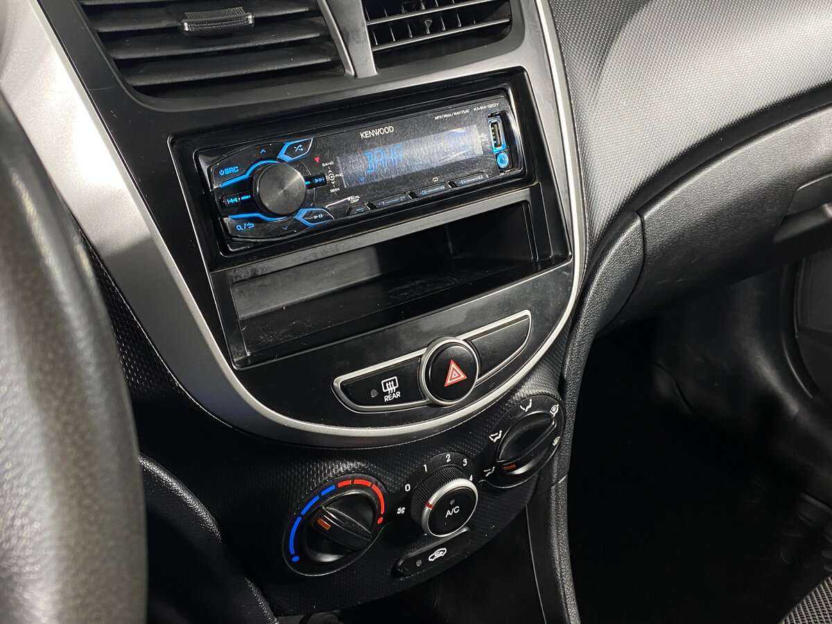 Купить Hyundai Solaris, 2014, 102 500 км, фото №13