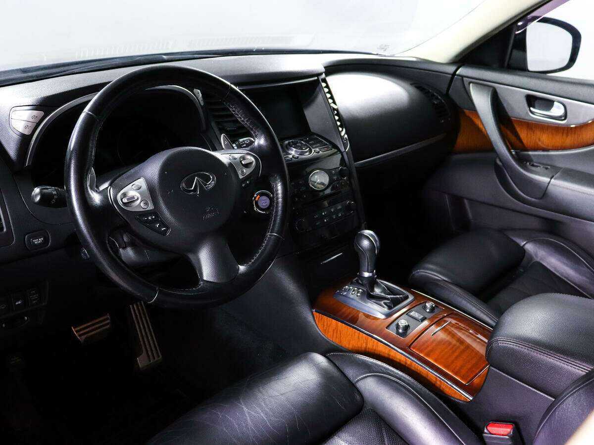 Купить Infiniti FX30d, 2013, 94 321 км, фото №12