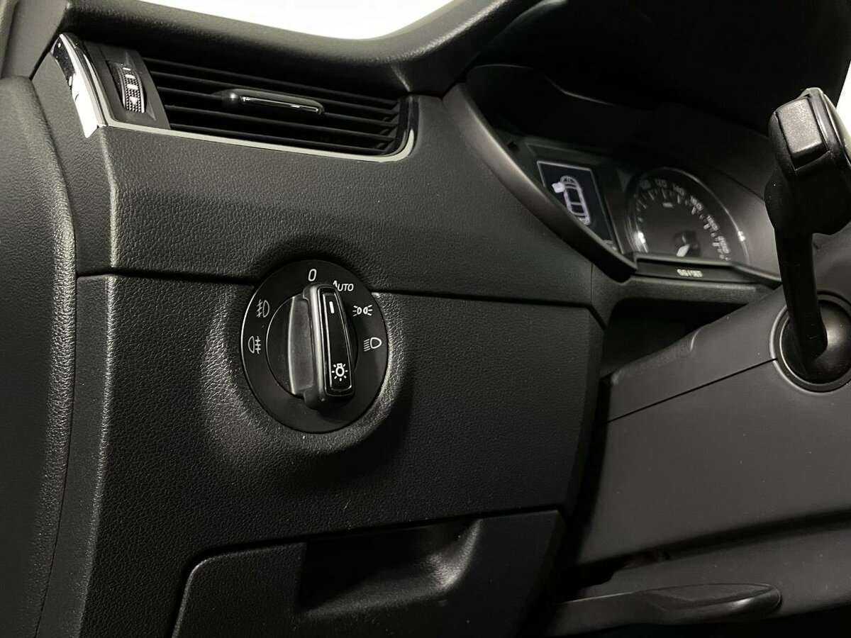 Купить Skoda Octavia, 2014, 153 873 км, фото №9