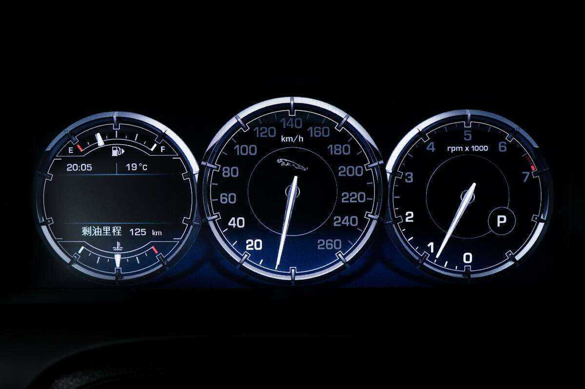 Купить Jaguar XJ, 2013, 121 675 км, фото №10