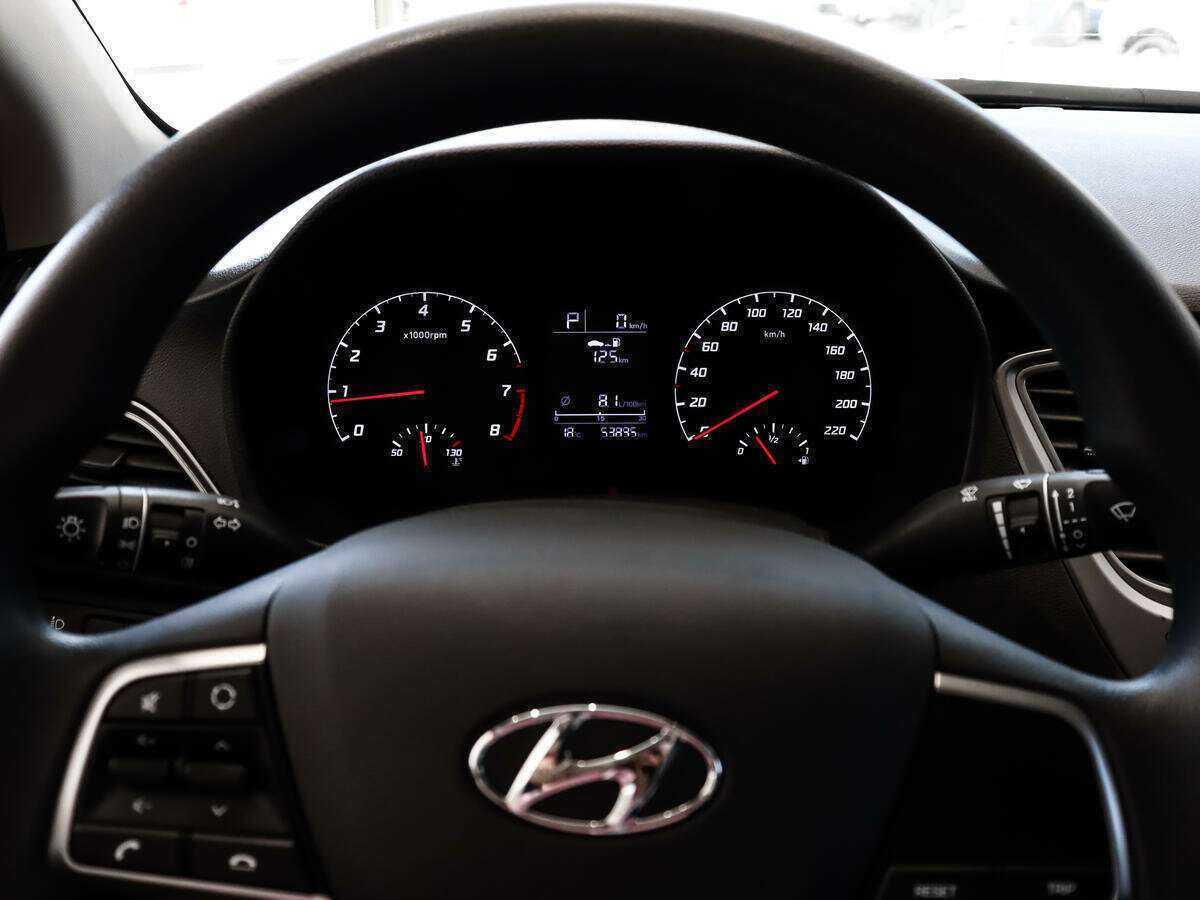 Купить Hyundai Solaris, 2021, 53 894 км, фото №15