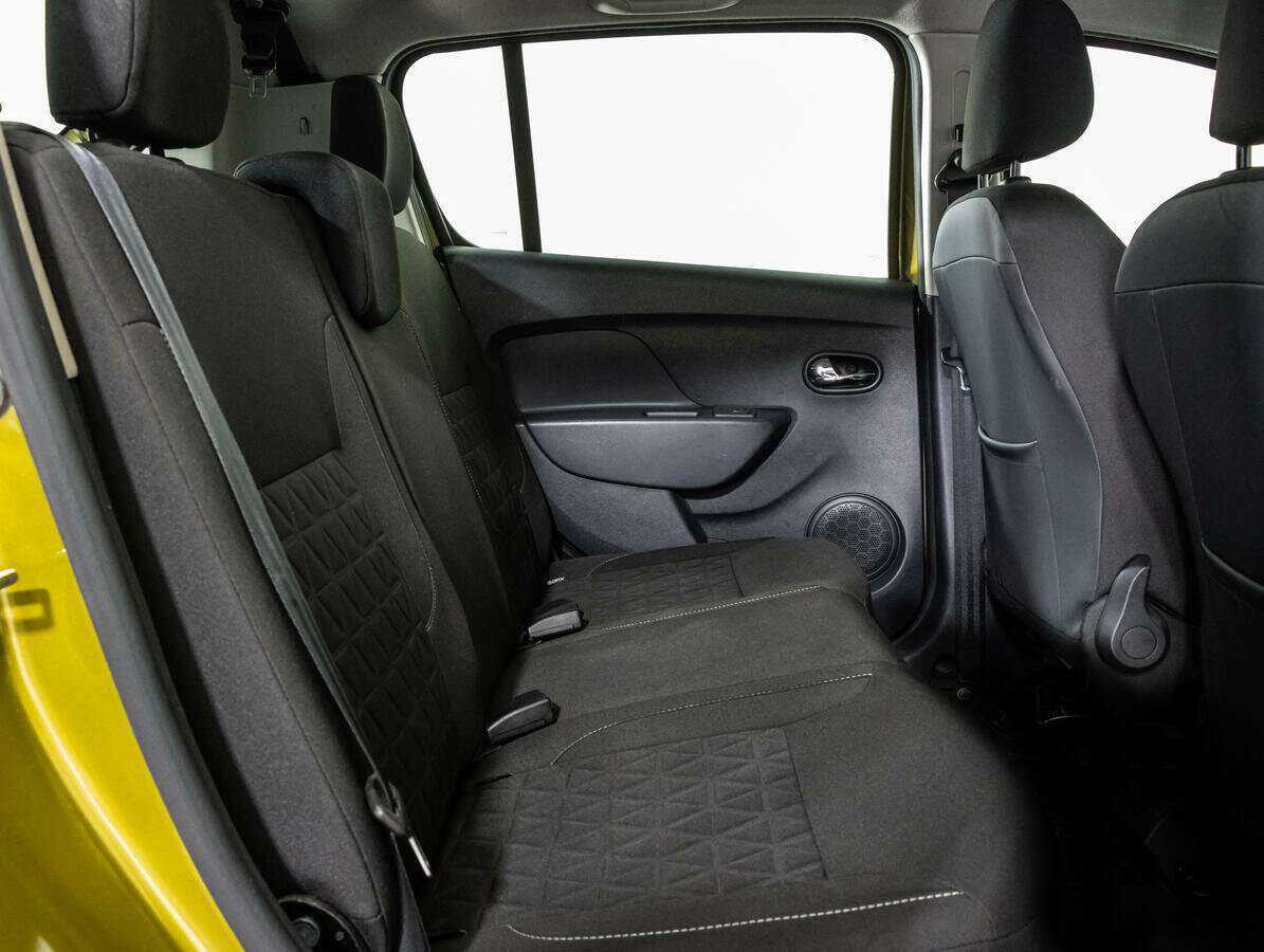 Купить Renault Sandero Stepway, 2017, 55 285 км, фото №11