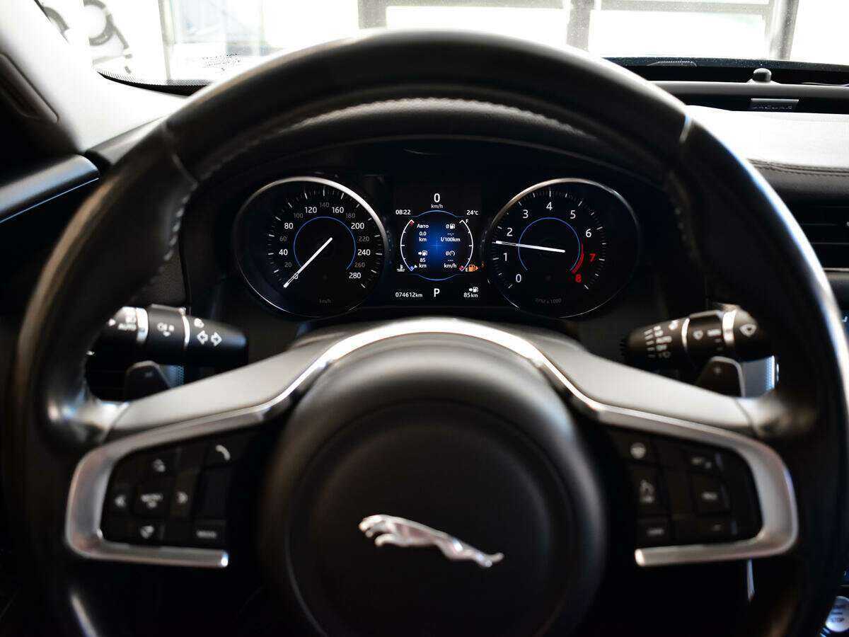 Купить Jaguar XF, 2017, 74 452 км, фото №10