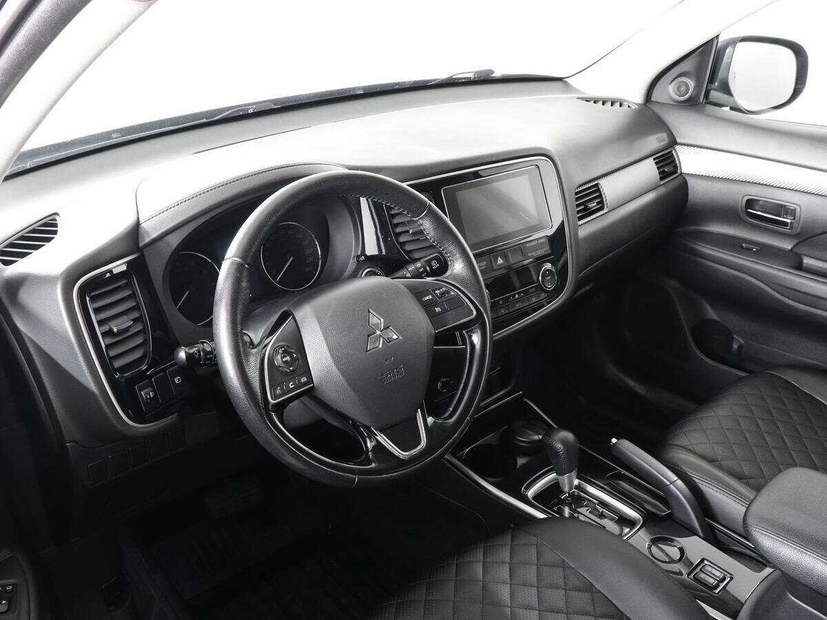 Купить Mitsubishi Outlander, 2018, 146 078 км, фото №9
