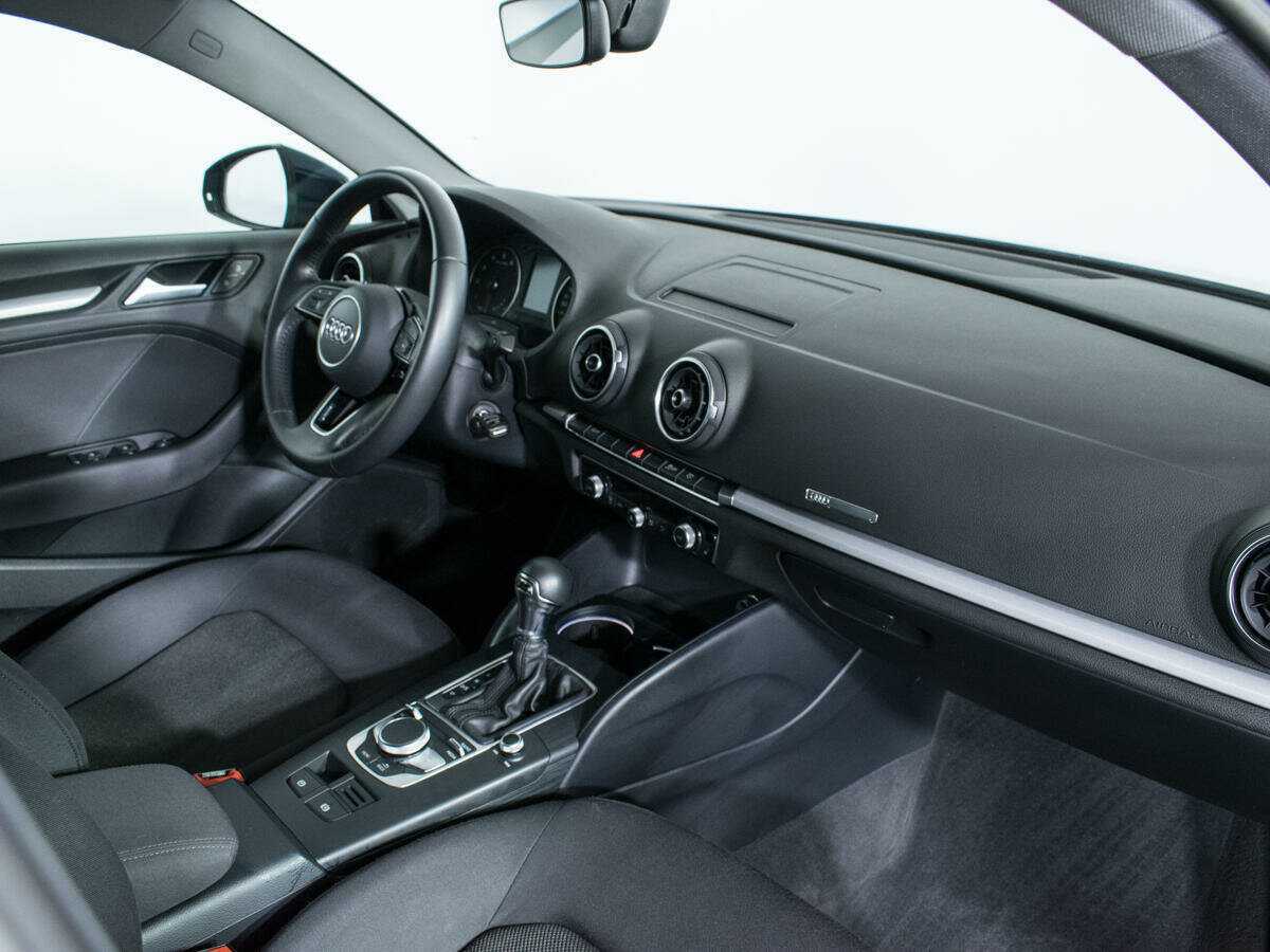 Купить Audi A3, 2019, 90 136 км, фото №9