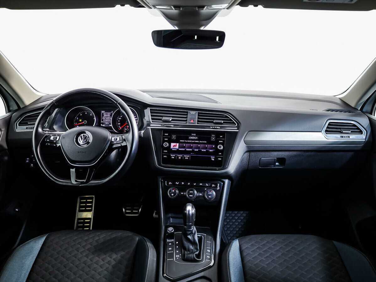 Купить Volkswagen Tiguan, 2019, 74 198 км, фото №9